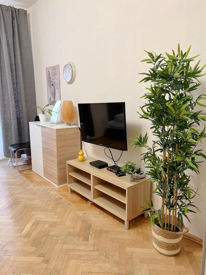 Modern Krakovska Praha